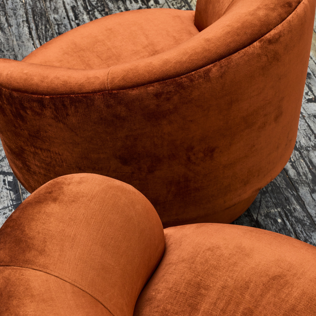 Curves Chair